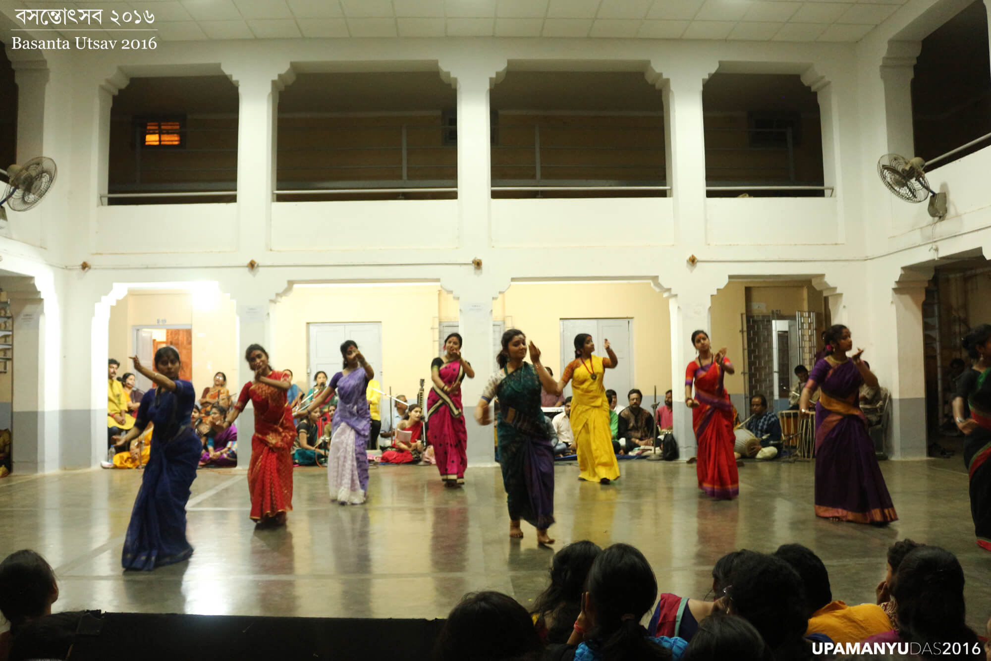 holi, basanta utsav, shantiniketan, viswa bharati